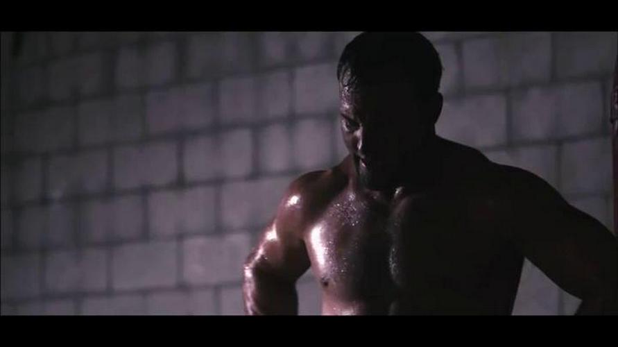 Bonk Breaker Energy Chews, Dairy-Free, Gluten-Free Ingredients to Provide Quick Energy and Focus, 1 Box of 10 Packets, Strawberry