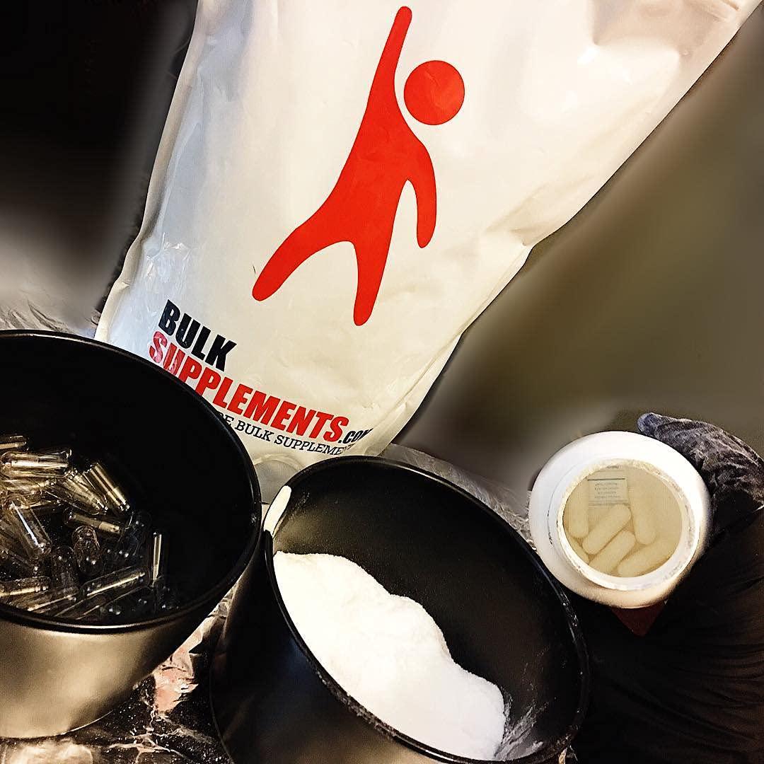 BulkSupplements.com Empty (Size 4) Capsules - Pill Capsules - Empty Gelatin Capsules - Size 4 Capsule - Gelatin Tablets (300 Gelatin Capsules - Clear)