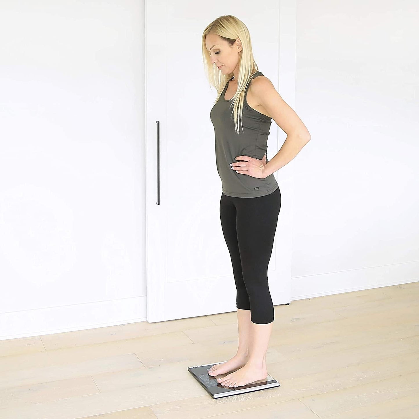 Escali Track and Target Digital Bathroom Body Scale with Weight Goal Progress Tracking, 400-lb Capacity