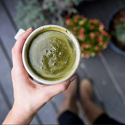 Amazing Grass Greens Blend Superfood: Super Greens Powder with Spirulina, Chlorella, Beet Root Powder, Digestive Enzymes, Prebiotics and Probiotics, Original, 60 Servings (Packaging May Vary)