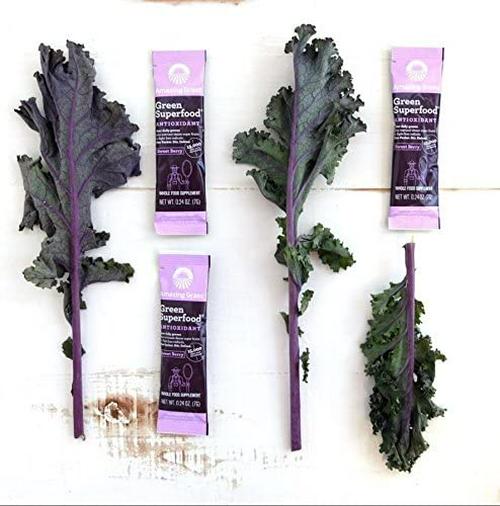 Amazing Grass Greens Blend Antioxidant: Super Greens Powder with Spirulina, Beet Root Powder, Elderberry and Probiotics, Sweet Berry, 60 Servings (Packaging May Vary)