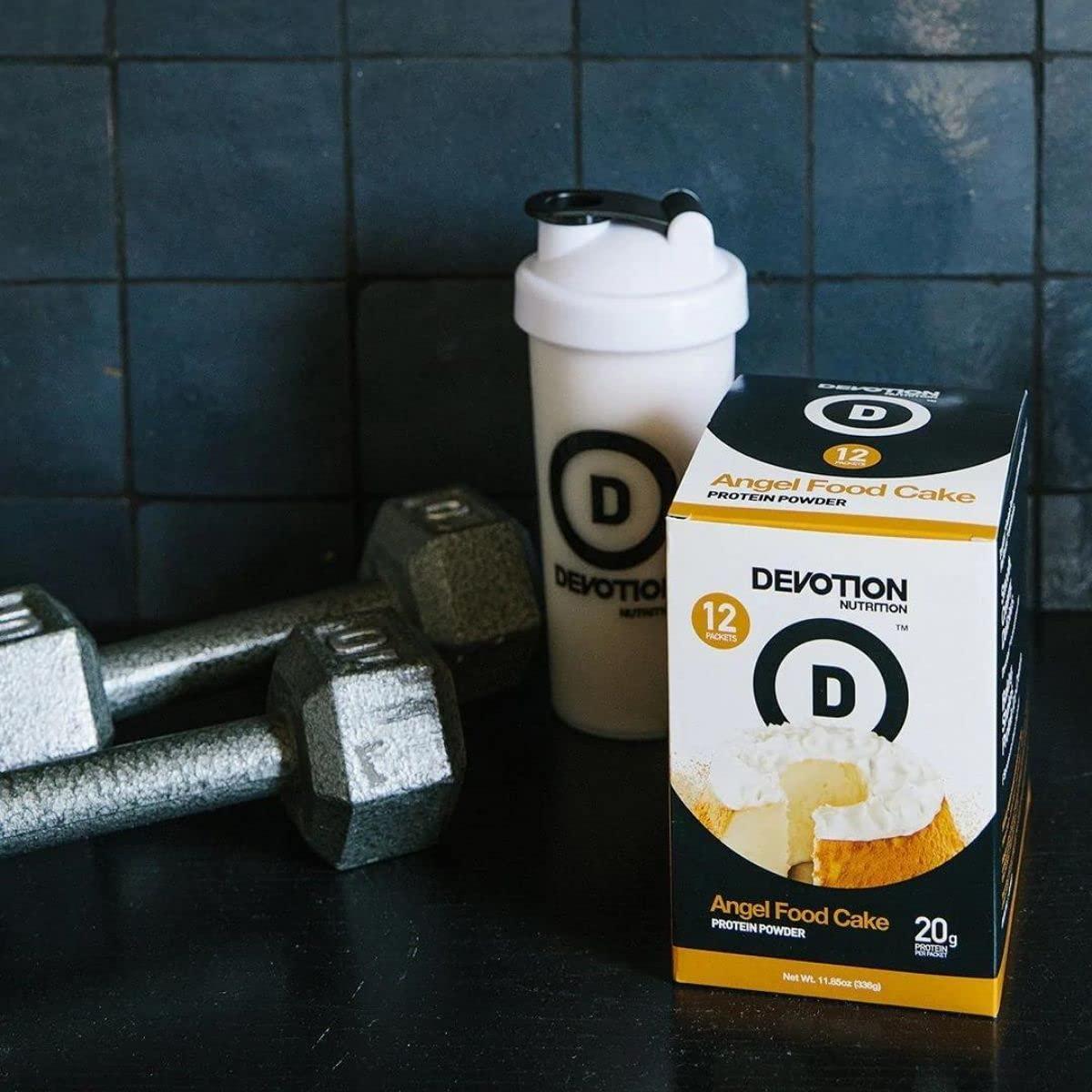 Devotion Nutrition Protein Powder Blend | Gluten Free, Keto Friendly, No Added Sugars | 2g MCTs | 20g Whey and Micellar Protein | 12 Single Serving Packets (Angel Food Cake) Packaging May Vary