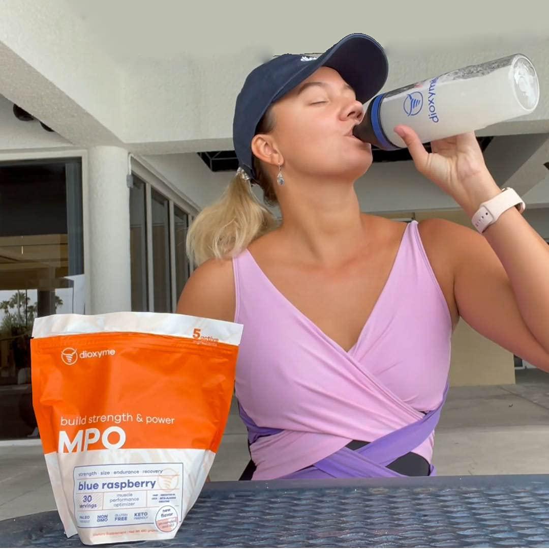 Dioxyme MPO - Muscle Performance Optimizer Produces Anabolic Growth, Increased Strength and Endurance. Stimulant Free. (Blue-Razz Flavor)