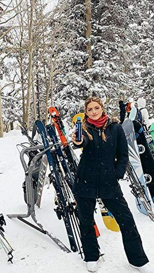 RESQWATER | Premium Sports Drink | 5 Cals and Zero Sugar | Health and Wellness Certs | Enjoyed daily by High-Performers and Elite Athletes (12 Pack)