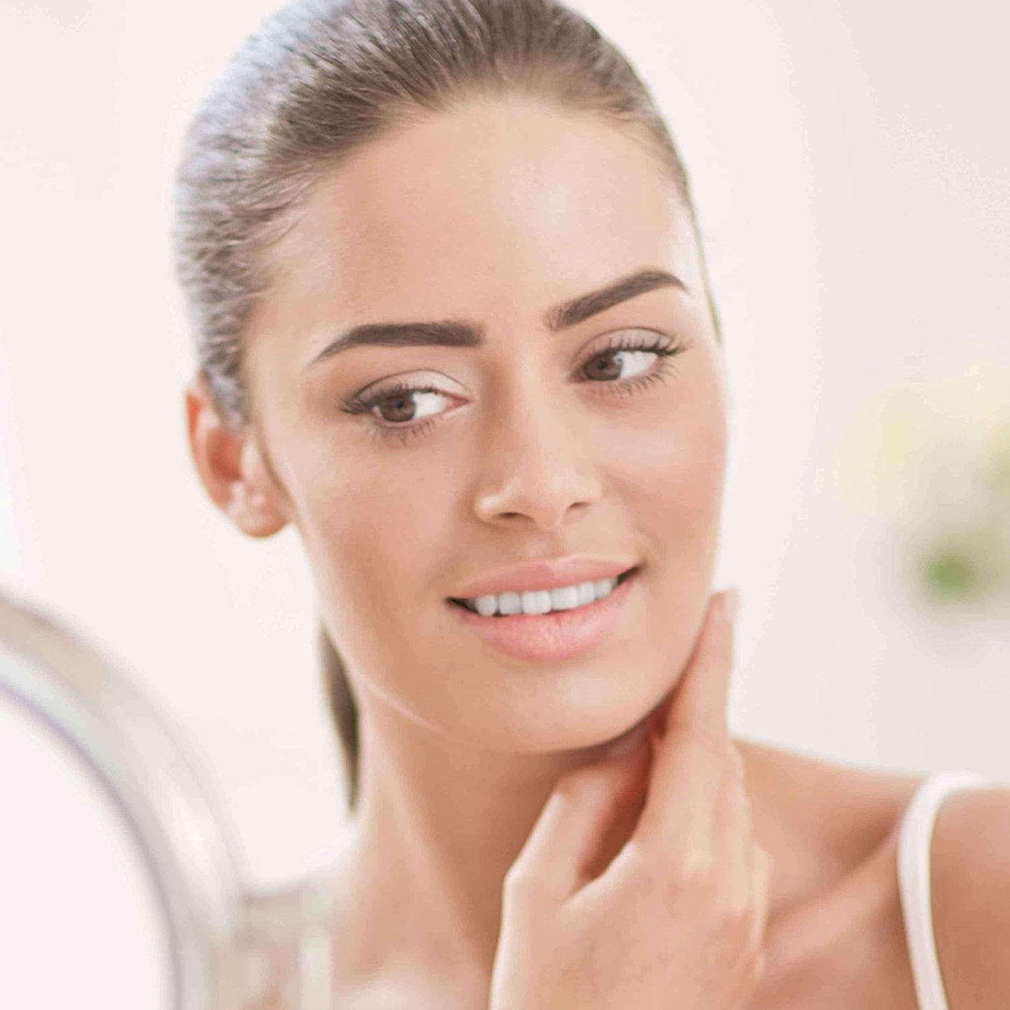 Remington Reveal Lash and Brow Kit, Heated Eyelash Curler and Precision Tweezers with LED light (EC300B)