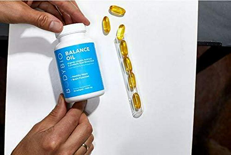 BodyBio Balance Oil | Essential Fatty Acids Omega 3 and 6 | Cold Pressed | Organic Safflower and Flax Seed Oil Blend for Brain and Mood Support and Cellular Health | 60 Softgels