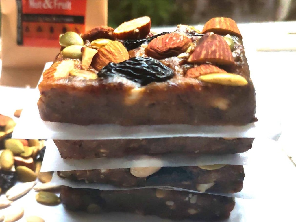 vegochef-wholesome-nut-and-fruit-bars-ve-612B-2BSRIL.jpg