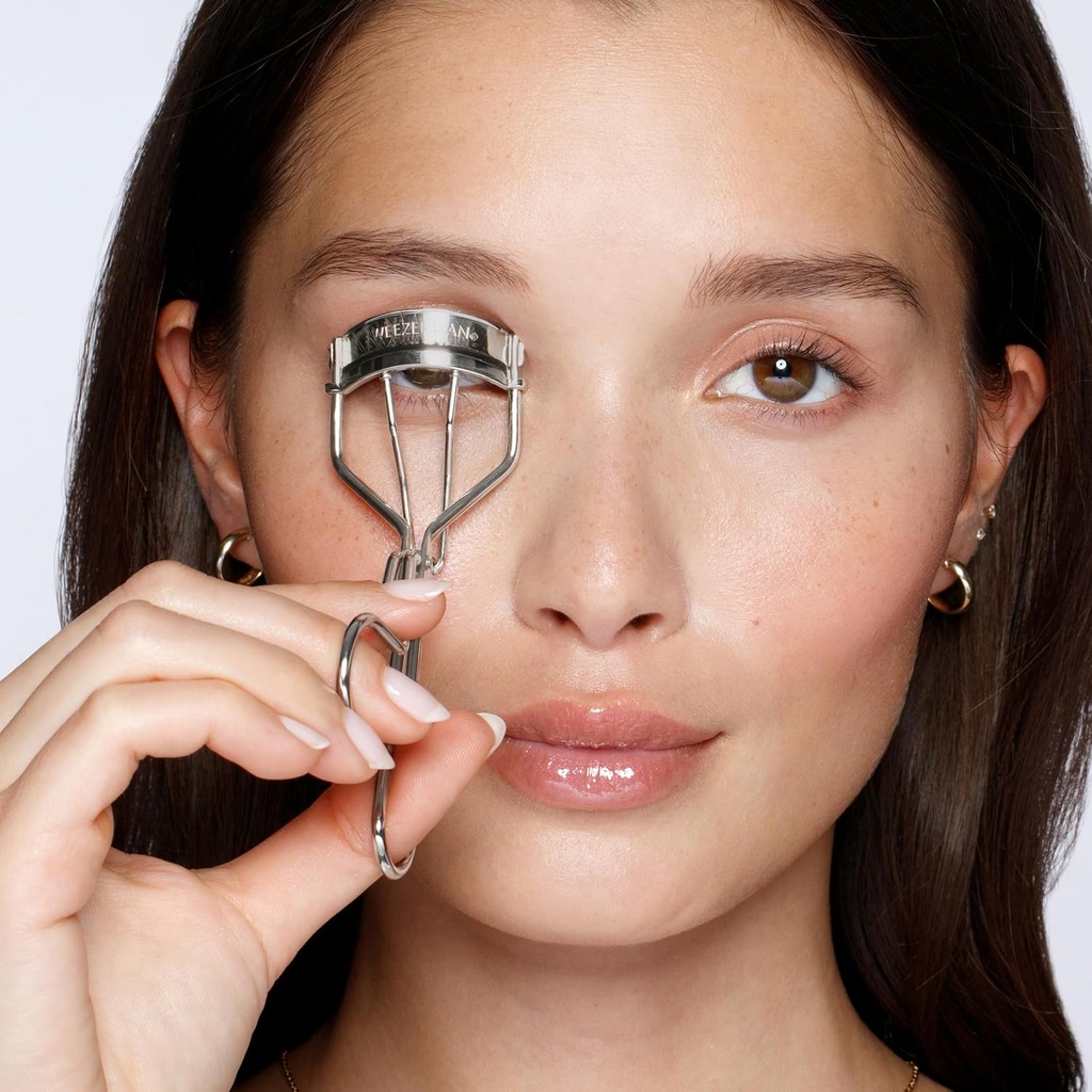 tweezerman-classic-eyelash-curler-with-r-3.jpg