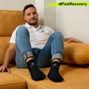 ice-pack-socks-for-feet-coolers---reusab-6.jpg