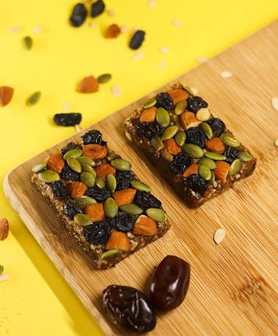 VegOChef Wholesome Nut and Fruit Bars,Vegan Bar with Goodness of Dates, Raisins, Almonds, Walnuts and Pumpkin Seeds - Complete Sugar Free Nutritious Bar Health Hamper (Pack of 6 - 40gms Each)